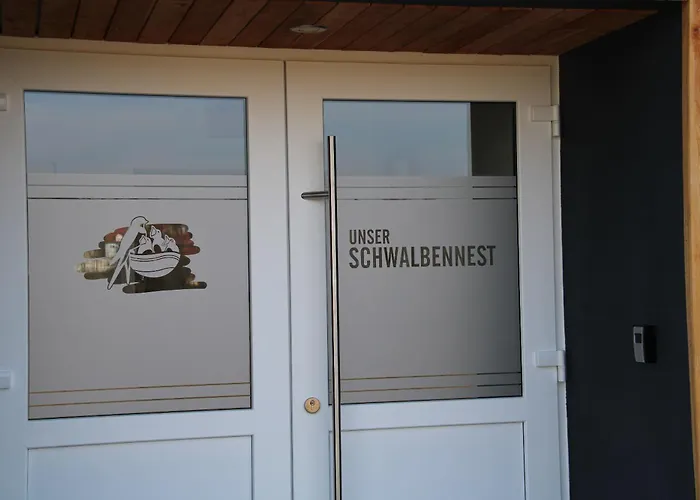 아파트 Unser Schwalbennest 스테구라치