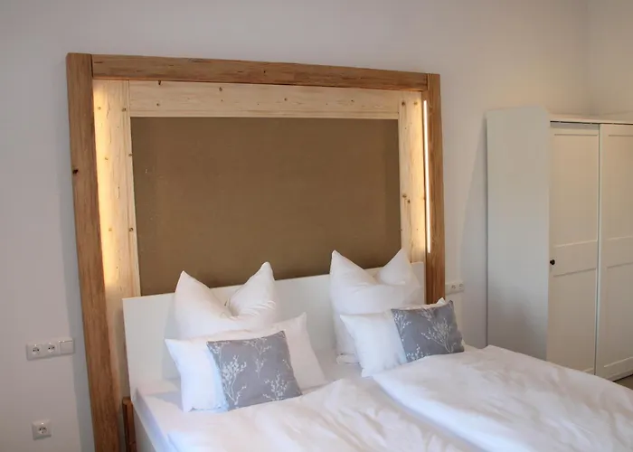 Unser Schwalbennest Apartamento *